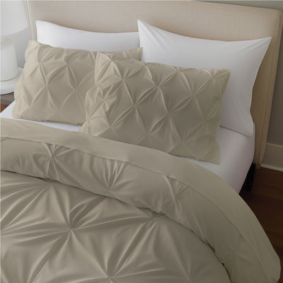 Pinch Pleated 3 Piece Duvet Cover Set 100% Egyptian Cotton 600 Thread Count - Light Colors