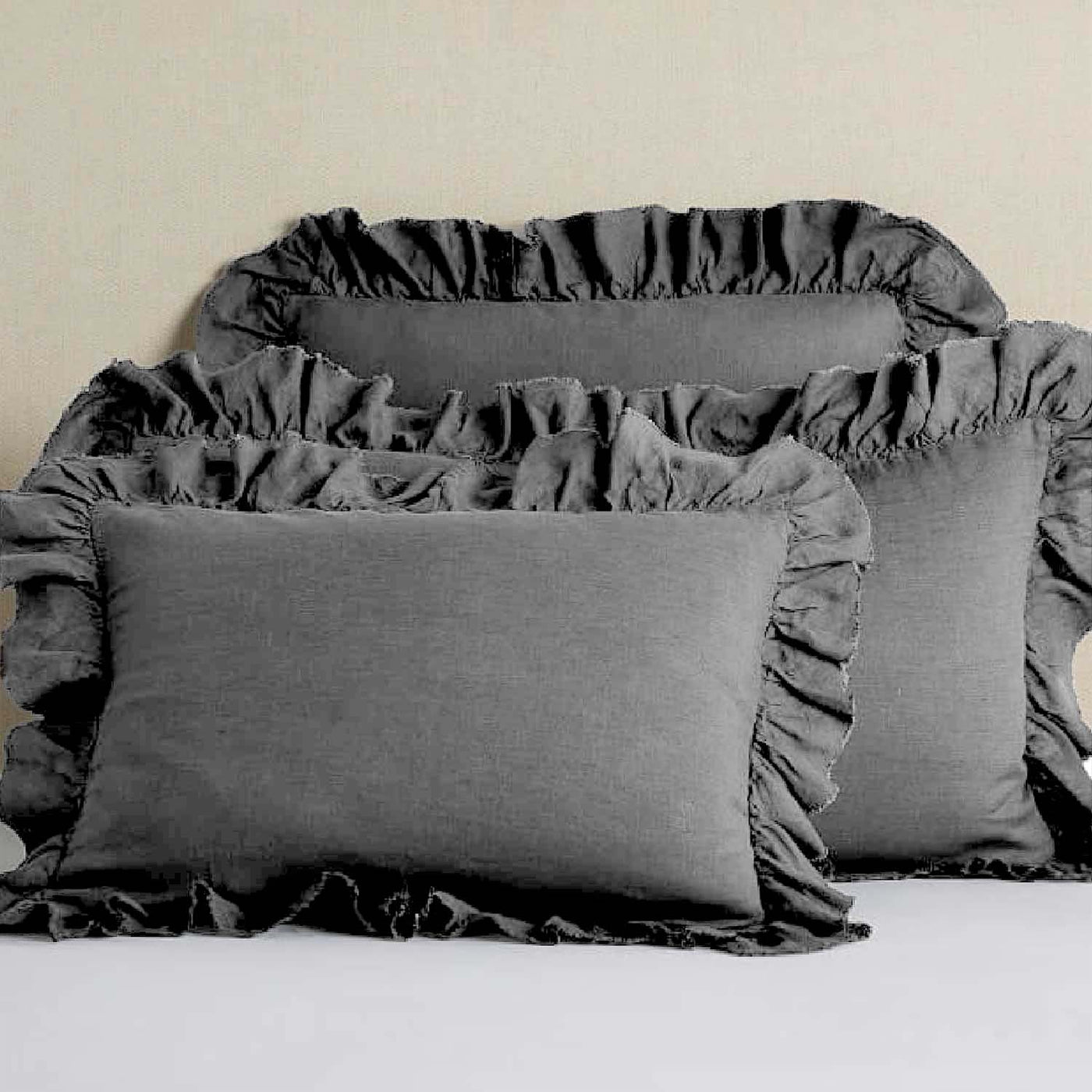 Set Of 2 Egyptian Cotton Ruffled Pillow Shams